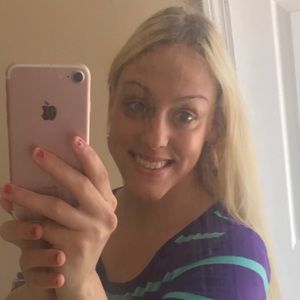 Meet your Posher, Jennifer